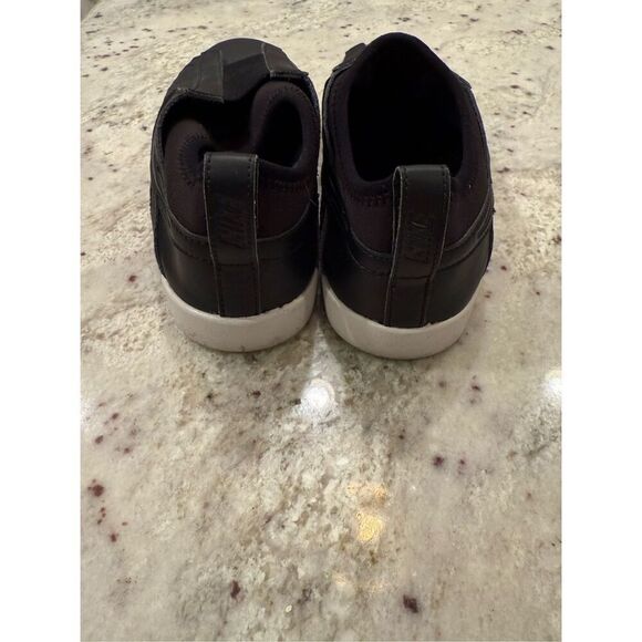 Nike Women’s Raquette ‘17 Black Slip On Sneakers sz 7.5 EUC - Picture 5 of 7